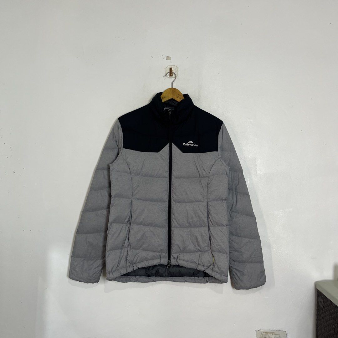 KATHMANDU 550 SERIES LIGHTWEIGHT PUFFER JACKET (Category: Coats, Jackets and Outerwear) located in Minalin. Submitted by winterjacket.ph (Listing ID 1448026729, Image 1). Description: KATHMANDU LIGHTWEIGHT DOWN 550 series Width 20 Length 26 Medium to Large womens Good as new 990 + SF .