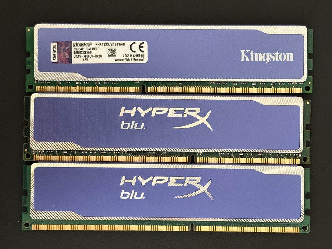 Kingston HyperX Blu 4GB DDR3 (Category: Computer Parts) located in Manila. Submitted by rgsantos (Listing ID 1447993365, Image 1). Description: Selling all three (3) for 900 For lalamove / grab, buyer pay for the SF.