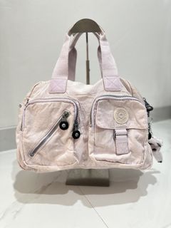 (Kategori: ) berada di . Dikirim oleh hinduwan.bag (ID iklan 1447963398, Gambar 1). Deskripsi: .