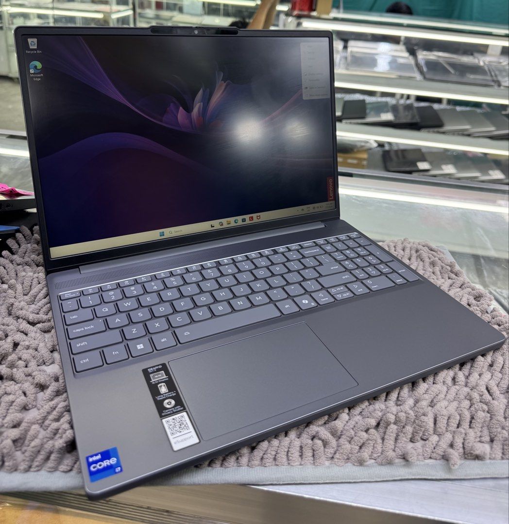 LENOVO IDEA PAD 3 /CORE I7 -13th GEN (Category: Laptops & Notebooks) located in Manila. Submitted by mitcheko (Listing ID 1447947025, Image 2). Description: LENOVO IDEAPAD SLIM H GEN 16GB RAM 512GB SSD FHD 16.inch 16 CPUS 2.4Ghz My Price: 28,999 💻 Quick Specs 🔥 ▪️12th gen Core i7 -13620H (12CPUs) 2.4GHz ▪️ 16GB RAM LPDDR5X 4267 MT/s ▪️ 512GB SSD Flash Storage ▪️ Intel UHD Graphics ▪️ 8GB Total Graphics Memory ▪️ 16inch screen ▪️ 1920 x 1080 FUL