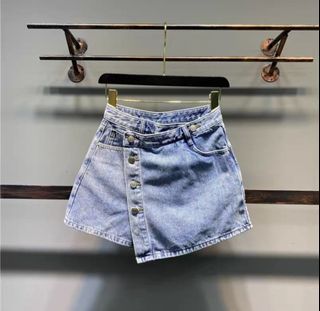 (Category: ) located in . Submitted by six6_closet (Listing ID 1448043272, Image 1). Description: .