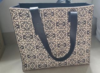 （分類：）位於 。 由 000005 提交（商品編號 1447957233，圖片 1）。簡介： 。