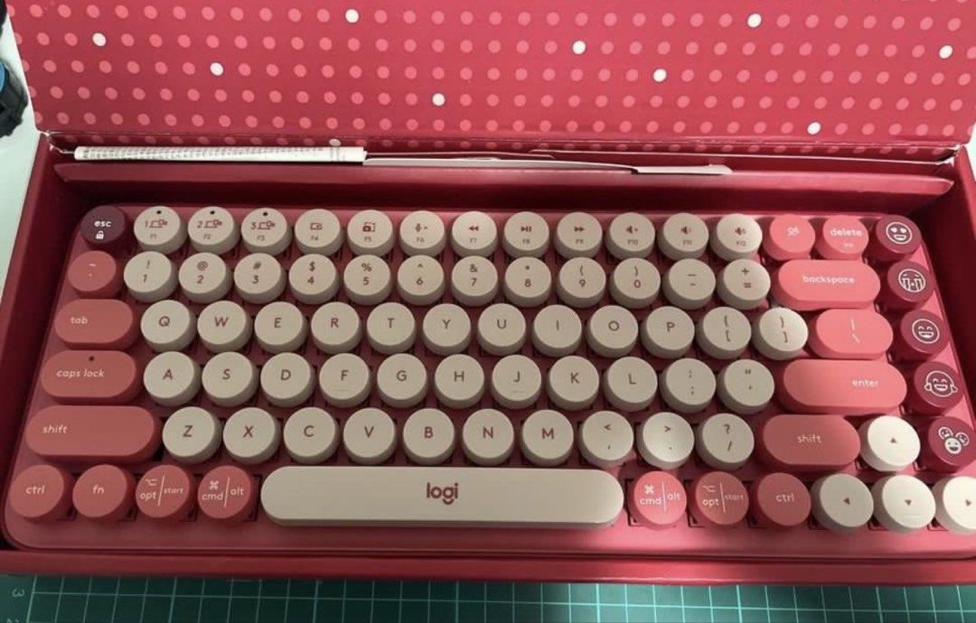 Logi Tech PopKeys502173435105136641