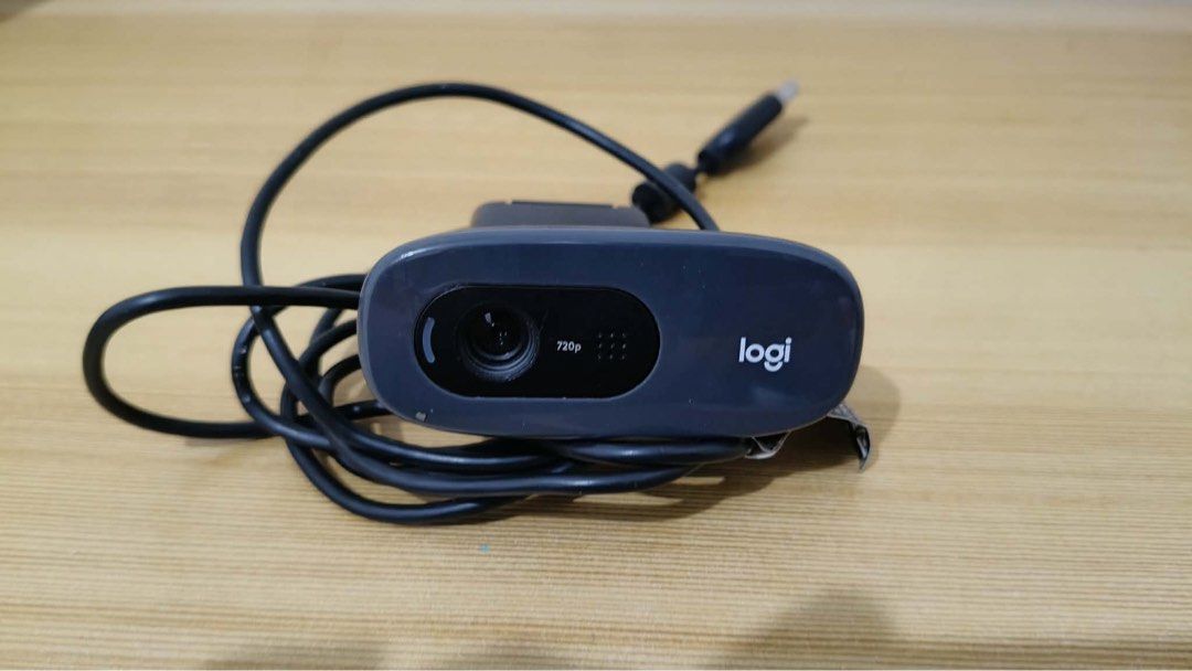 Logitech C920 720p HD Webcam (Category: Webcams) located in Makati City. Submitted by adventuresofjujucloset (Listing ID 1448026775, Image 1). Description: - Logitech C920 HD Webcam - Records in 720p HD - Ideal for video calls and streaming - Simple plug-and-play USB connection - Easy monitor mounting - Proven to work well.