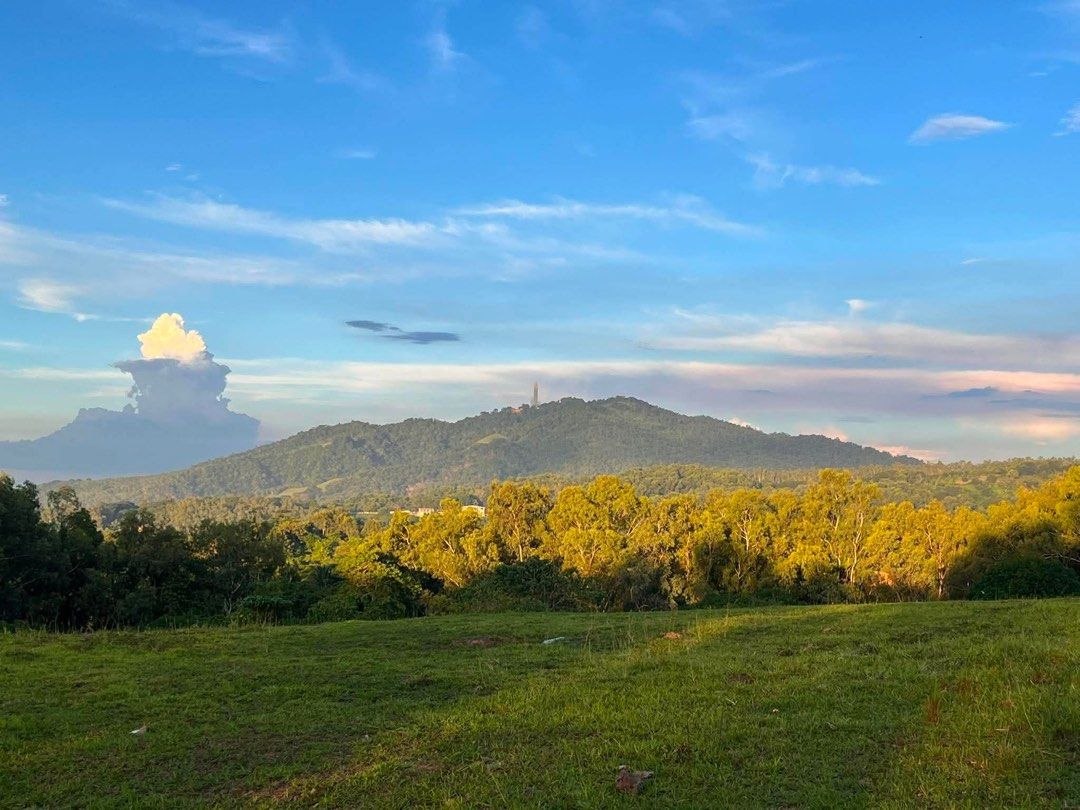 Lot for sale Bataan (Category: Lot) located in Quezon City. Submitted by philpremiumseller (Listing ID 1447962826, Image 1). Description: Negotiable Lot for sale 750 sqm Bataan area View: Mt. Samat. Ready for transfer.