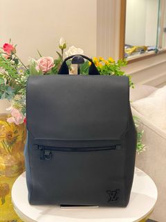 (Category: ) located in . Submitted by luxshare_preloved_ (Listing ID 1447983886, Image 1). Description: .