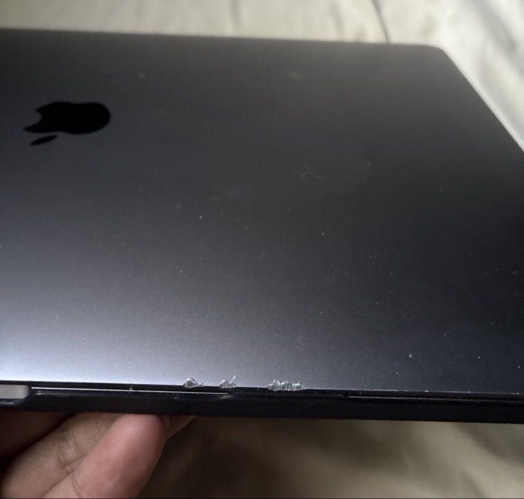 Macbook Pro 2017502177991869736961