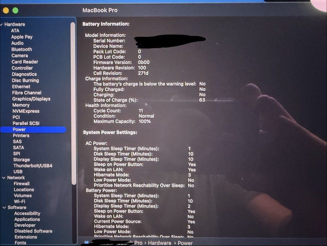 Macbook Pro M5502177996400250883