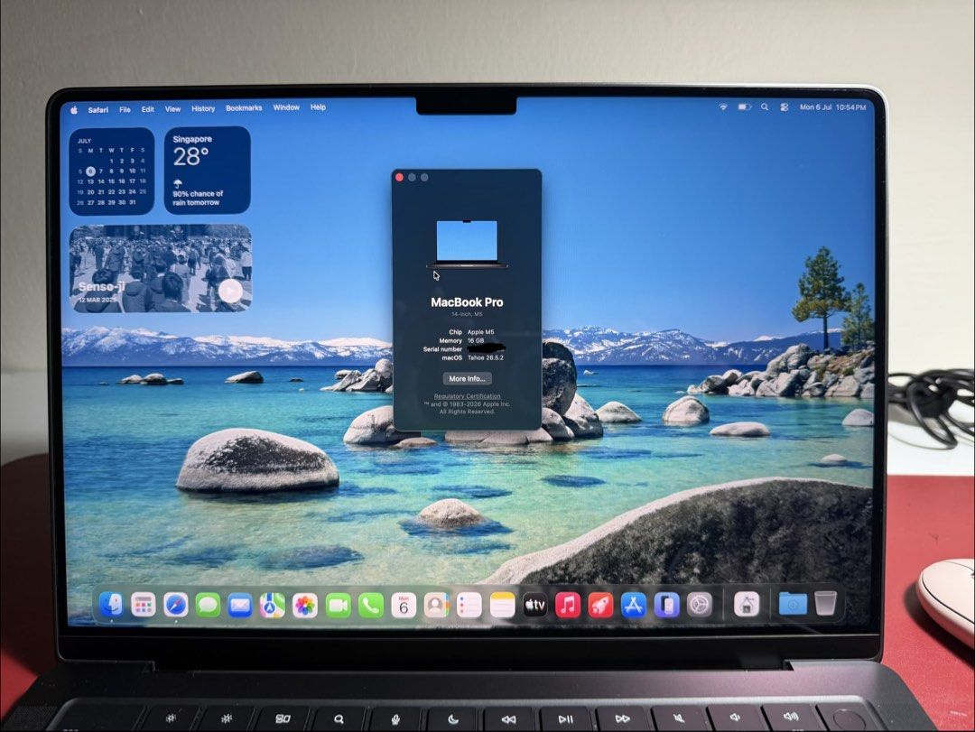 Macbook Pro M5502177996400250881