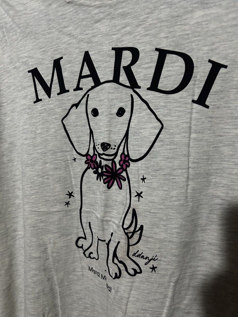 Mardi Mercredi Graphic T-Shirt (Category: Shirts) located in Mabalacat. Submitted by icedoatmatcha (Listing ID 1448007159, Image 2). Description: Mardi Mercredi Shirt (freesize) - bought this in Hong Kong - lightly used. has a yellow stain but not noticeable LOWBALLERS WILL NOT BE ENTERTAINED .