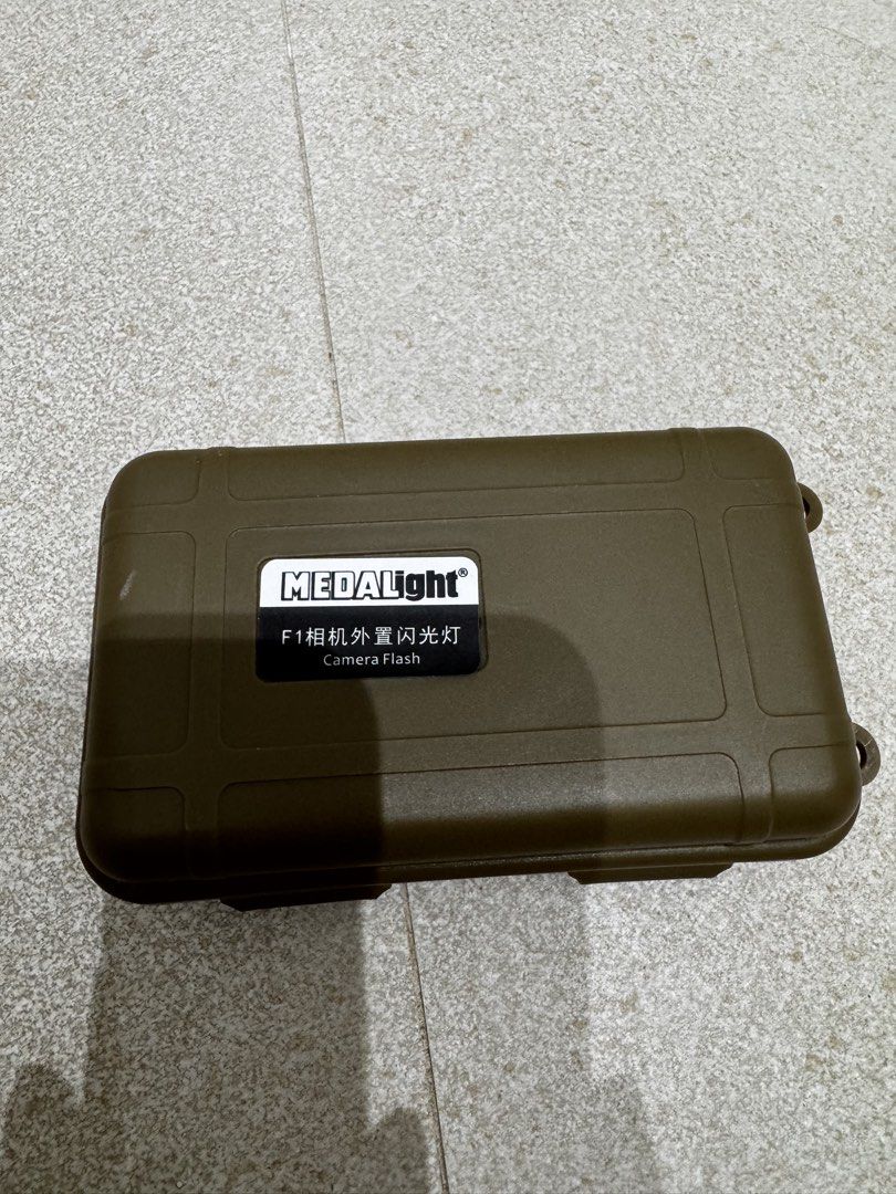 Medalight F1 Mini Flash (Category: Flashes) located in Cabanatuan. Submitted by riveraaly (Listing ID 1447913533, Image 3). Description: MEDALight F1 Mini Flash Ultra-compact and lightweight manual flash with a universal hot shoe. Used only 2–3 times. Excellent condition..