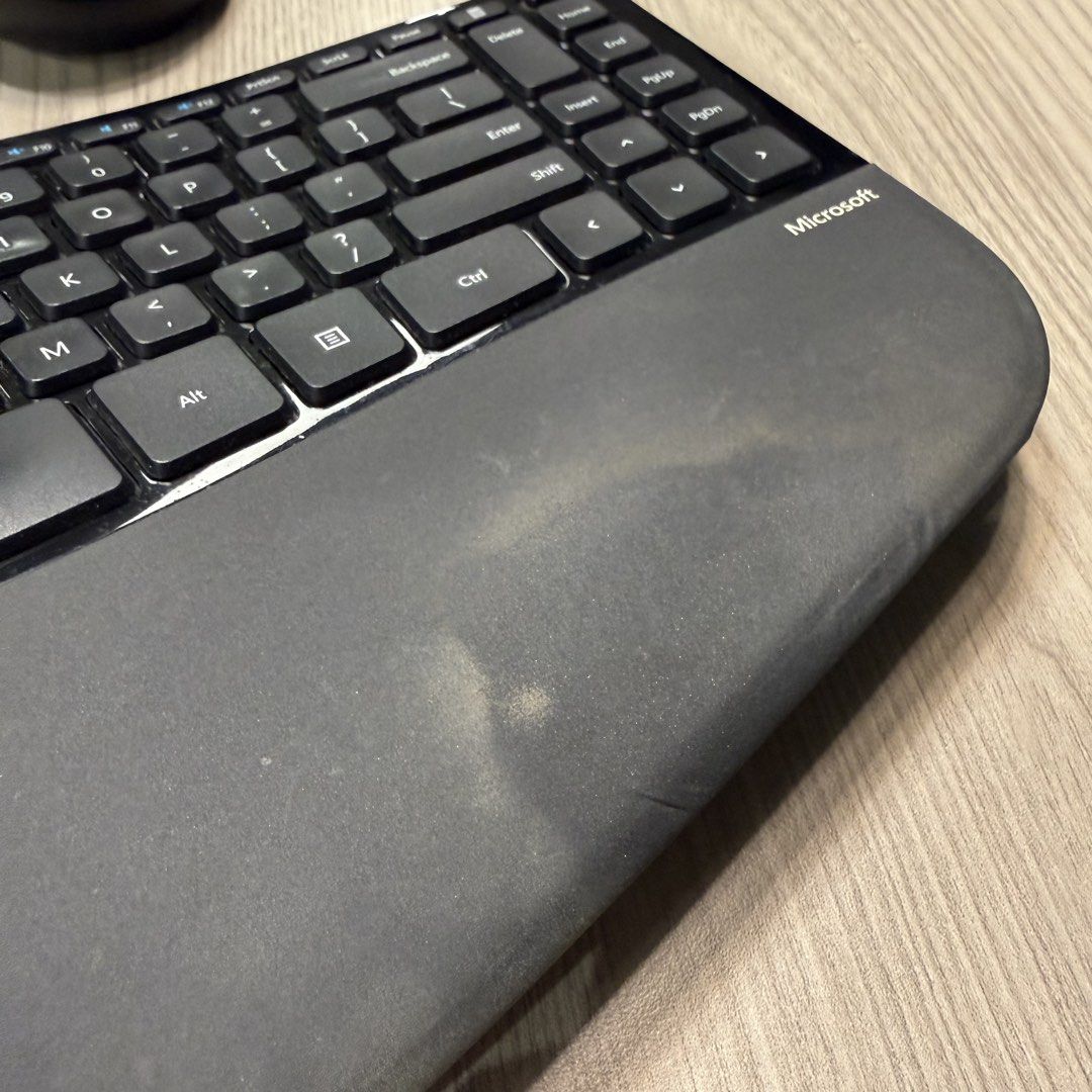 Microsoft Ergonomic Keyboard, Mouse, and Numpad Set501760877899950082