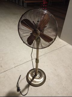 (Category: ) located in . Submitted by heiyuan (Listing ID 1448012674, Image 1). Description: .