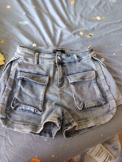 (Category: ) located in . Submitted by mychinmama (Listing ID 1447922243, Image 1). Description: .