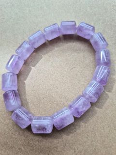 (Category: ) located in . Submitted by kittynara (Listing ID 1447962501, Image 1). Description: .