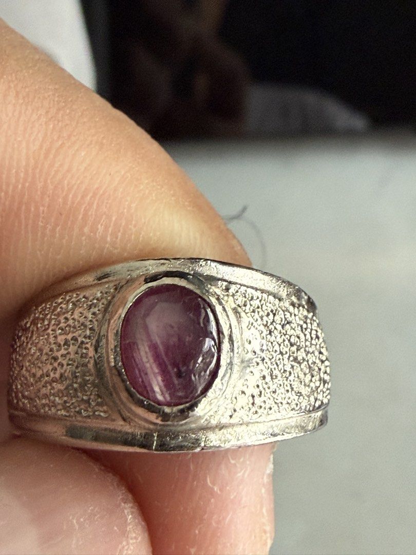 Natural Ruby (Category: Jewelry) located in Singapore. Submitted by ranosky76 (Listing ID 1447948988, Image 3). Description: Natural Ruby weight with ring 36.05 ct diameter 7.4 mm x 9 mm x 3.7 mm comes with ring size 20.