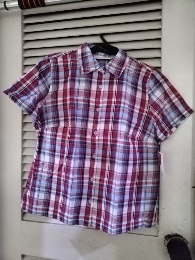 NewRed Checkered Polo Breckenridge Petite (Category: Blouses) located in Paranaque City. Submitted by KiwiyaDecluts (Listing ID 1447963056, Image 1). Description: Brandnew Checkered Red Polo nice for Country Style Outfits MEASUREMNTS: Arm Length - 6 1/2 IN Braso - 5 1/2 IN Chest Width - 18 1/2IN Length - 22 1/2IN Shoulder Width - 14 IN Medium to semi Large size PM for inquiries MOP - Gcash SF - 45JNT Meet up also available within Paranaque or daa