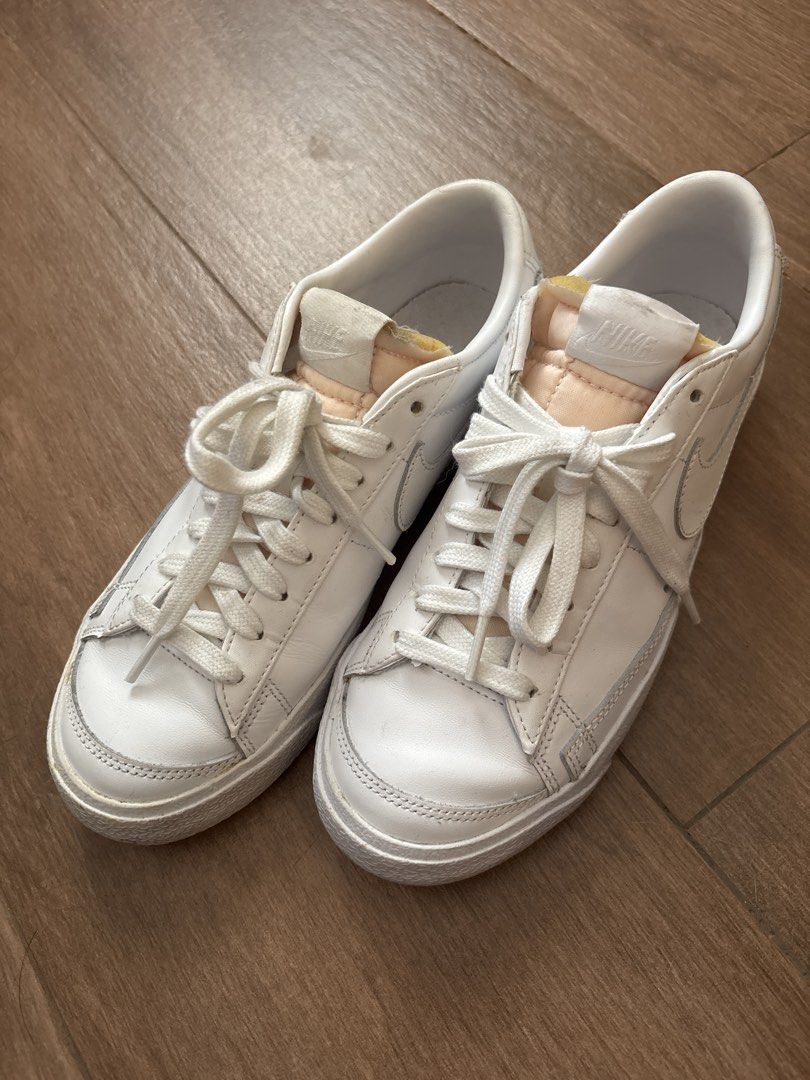 Nike Blazer Low White Leather Sneakers (Category: Sneakers) located in San Pedro. Submitted by rissy0205 (Listing ID 1447912417, Image 3). Description: - White leather Nike Blazer Lows - Classic low-top silhouette - White laces and white rubber soles - Needs some minor cleaning - Bought in Feb 2024, used twice US 7.5 / EUR 38.5.