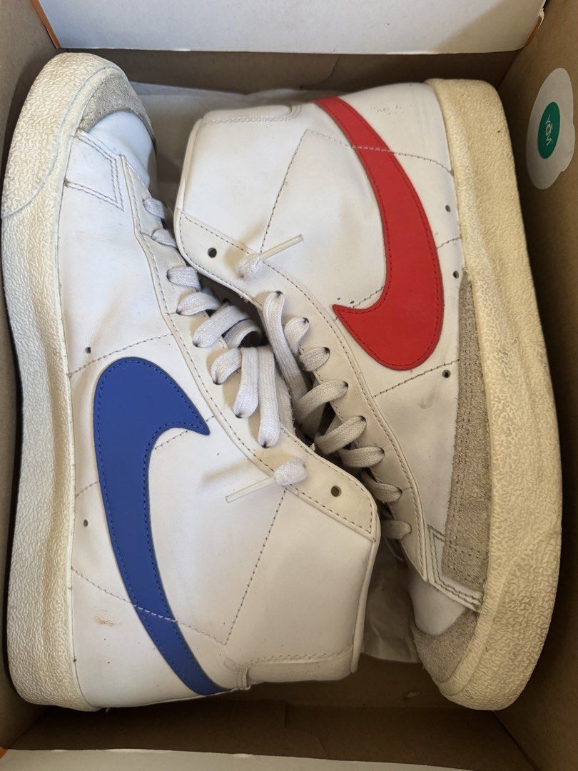 Nike Blazer Mid '77 (Category: Sneakers) located in San Simon. Submitted by klepp (Listing ID 1447890570, Image 1). Description: nike blazers orig/legit size 10 .