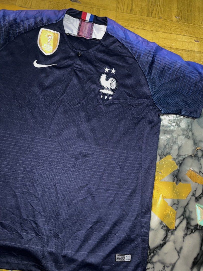 NIKE FRANCE 2018 (Category: Tshirts & Polo Shirts ) located in Cebu City. Submitted by pick2zeroo (Listing ID 1447991532, Image 2). Description: Dimes- 20-21x28 Excellent good for psg Fit medium to large.