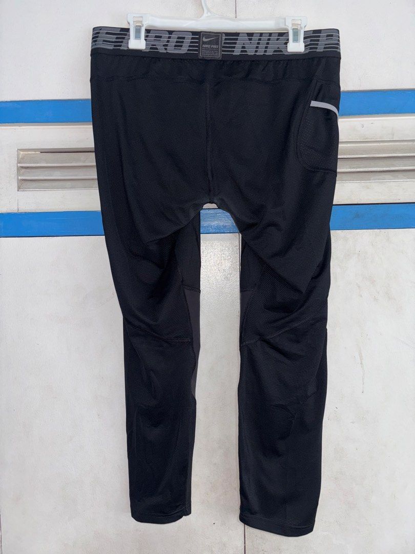 Nike Pro Dri-Fit Compression Tights XXL (Category: Activewear) located in Pasig City. Submitted by timmybatoon (Listing ID 1448077070, Image 2). Description: Nike Pro Compression Tights (BLACK) Size on tag: 2XL (MENS) Dimensions: 32-40inW x 32.5inL Price: 800 - Black Nike Pro Dri-Fit compression tights - Size: XXL - Cropped length (hits below the knee) - Comfortable waistband with Nike branding - Ideal for workouts and running - Made in Sri Lanka