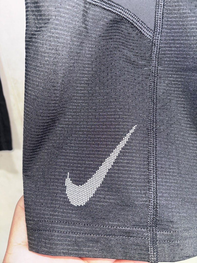 Nike Pro Dri-Fit Compression Tights XXL (Category: Activewear) located in Pasig City. Submitted by timmybatoon (Listing ID 1448077070, Image 3). Description: Nike Pro Compression Tights (BLACK) Size on tag: 2XL (MENS) Dimensions: 32-40inW x 32.5inL Price: 800 - Black Nike Pro Dri-Fit compression tights - Size: XXL - Cropped length (hits below the knee) - Comfortable waistband with Nike branding - Ideal for workouts and running - Made in Sri Lanka