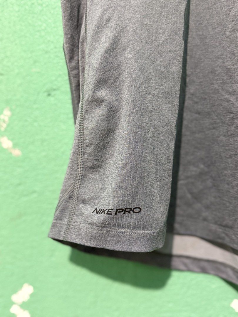 Nike Pro Running DriFit Compression Tee (Category: Activewear) located in Baguio. Submitted by ragstorichesph (Listing ID 1448025665, Image 2). Description: Nike Pro Compression Tee for running or etc Excellent condition W19 L27 (stretchable dri fit material) has no issue baguio location.