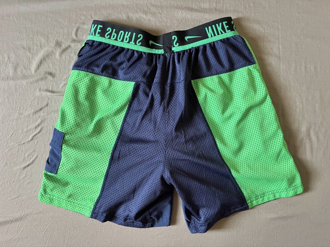 nike reversible navy/green shorts (Category: Activewear) located in Iloilo. Submitted by joelthings (Listing ID 1447932962, Image 2). Description: payment: seabank/maribank shipping: j&t.