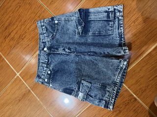 (Category: ) located in . Submitted by katchifu (Listing ID 1448025528, Image 1). Description: .
