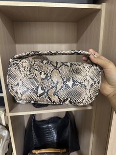 (Category: ) located in . Submitted by yangchantik (Listing ID 1448009791, Image 1). Description: .
