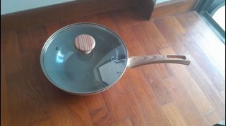 (Category: ) located in . Submitted by laplandaurora (Listing ID 1447907951, Image 1). Description: .