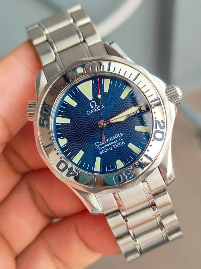 OMEGA SEAMASTER DIVER 300M 🌊 (Category: Men's Watches) located in Manila. Submitted by kristinepenafiel (Listing ID 1448037675, Image 3). Description: OMEGA SEAMASTER DIVER 300M 🌊 ₱88,000 ✔️Watch & Omega pouch only ✔️Quartz Movement ✔️36mm case size Model: 2263.80.00 ✨Blue wave dial ✨9.5/10 Condition Own one of Omega’s most iconic dive watches at an exceptional value. Featuring the sought-after Blue Wave Dial, this Seamaster delivers timeless s