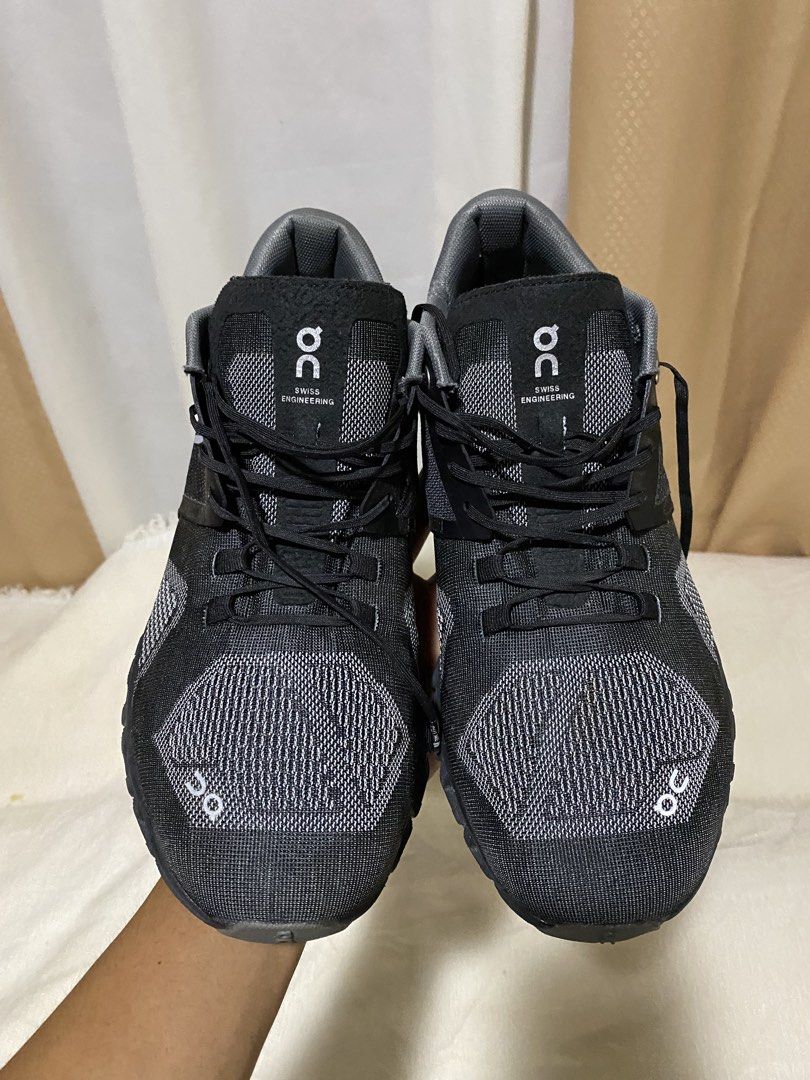 ON Cloud X Running Shoes Black (Category: Sneakers) located in Barobo. Submitted by sonogonggr22560 (Listing ID 1448026834, Image 3). Description: - ON Cloud X running shoes in black - Swiss engineering for superior quality - Ideal for both training and everyday wear - Offers comfort and support for your activities - Perfect for your next run or workout - Versatile trainers ready for anything.