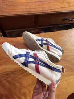 (Category: ) located in . Submitted by declutterwithrhys (Listing ID 1447911831, Image 1). Description: .