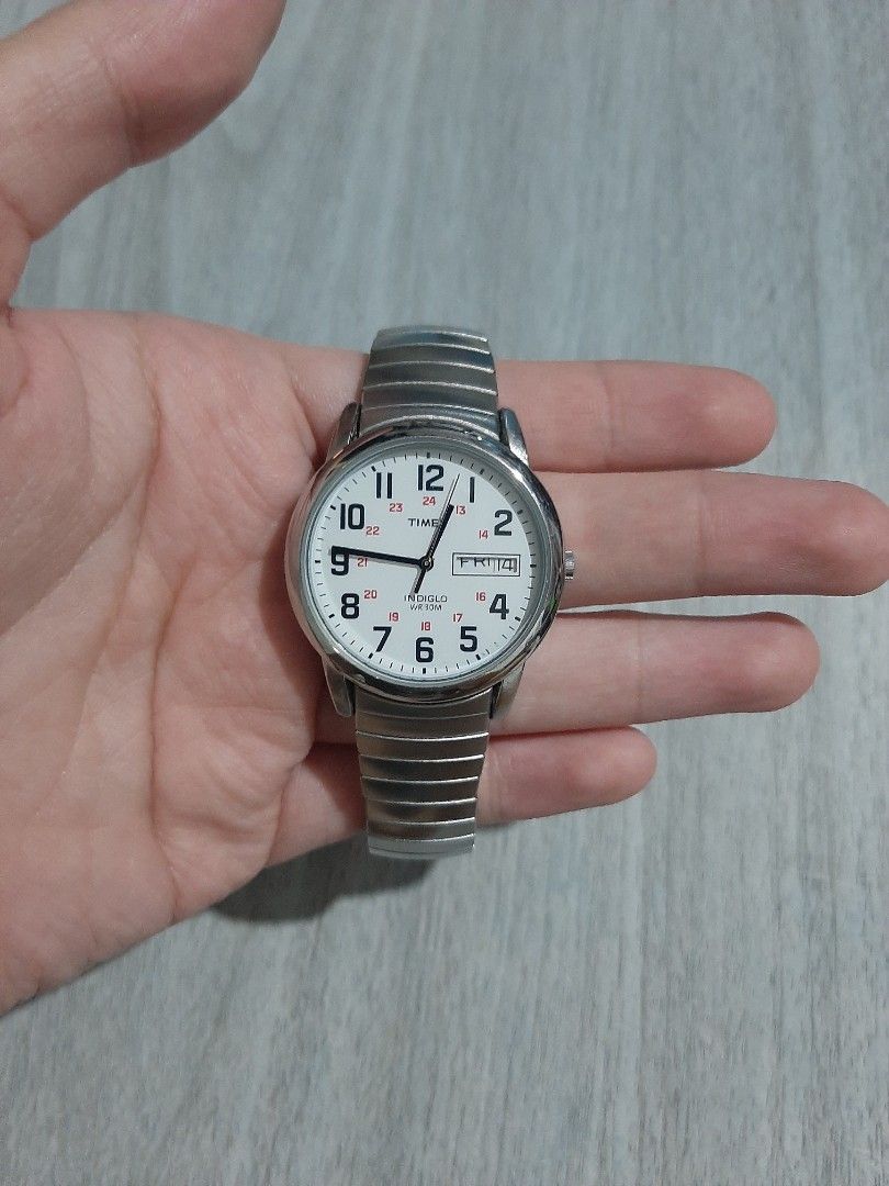 Original Timex Classic Unisex Watch (Category: Men's Watches) located in Mandaluyong City. Submitted by time_machine28 (Listing ID 1448032032, Image 3). Description: SALE... SALE... SALE SALE... SALE... SALE 1,860 pesos only timex classic unisex watch original / legit brand new condition 9.5/10 ratings selling low watch only silver tone no issue white dial expanded strap fits up to 7 inches wrist bought in us size 35mm unisex srp 5.8k mandaluyong