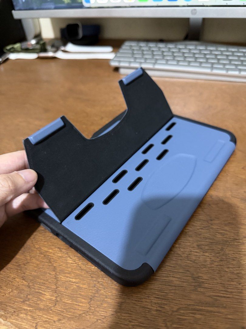 Original Zugu CGCN Case for iPad Mini 6 / 7 (Category: Cases & Sleeves) located in Manila. Submitted by razelysonn (Listing ID 1448041831, Image 3). Description: like new below srp selling low location: Binondo manila .