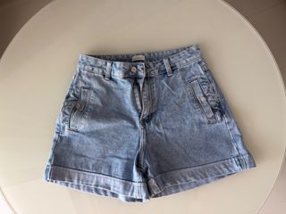 (Category: ) located in . Submitted by khx (Listing ID 1447935199, Image 1). Description: .