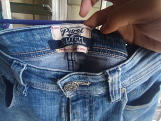 (Category: ) located in . Submitted by o.d2002 (Listing ID 1447947136, Image 1). Description: .