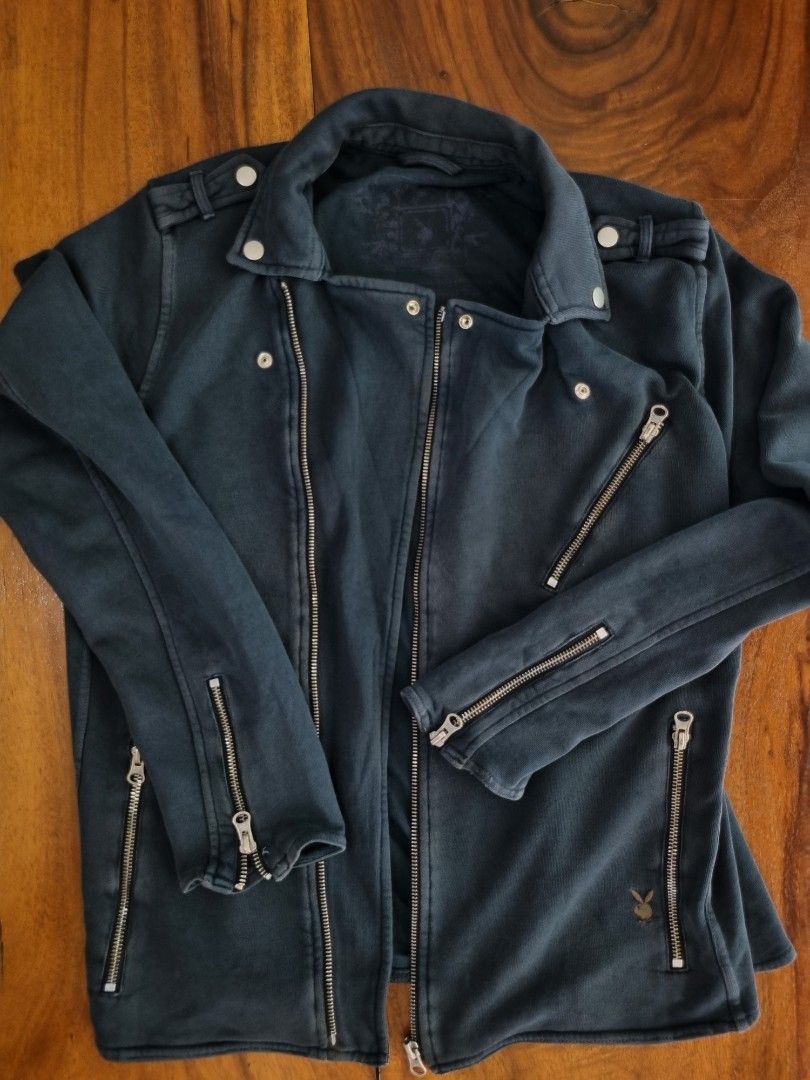 Playboy y2k Jacket (Category: Coats, Jackets and Outerwear) located in Manila. Submitted by dripthriftexclusive (Listing ID 1447997426, Image 2). Description: Vintage with backhit Size 20 x 25 No issues DM.