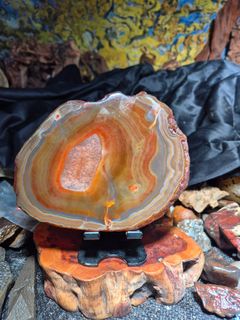 (Category: ) located in . Submitted by earthandtimber (Listing ID 1447931557, Image 1). Description: .
