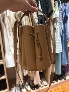 (Category: ) located in . Submitted by preloved_tdc (Listing ID 1448007837, Image 1). Description: .