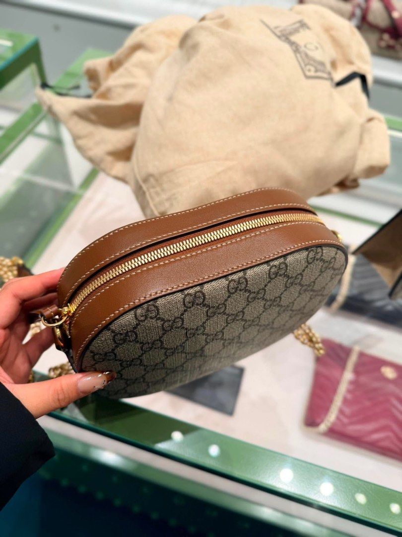 PRE ORDER- Gucci Chain Crossbody Bag (Category: Cross-body Bags) located in Manila. Submitted by issavee (Listing ID 1447888823, Image 3). Description: Brand new and authentic Local sf c/o buyer.