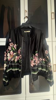 (Kategori: ) berada di . Dikirim oleh ChiesCorner (ID iklan 1447965684, Gambar 1). Deskripsi: .