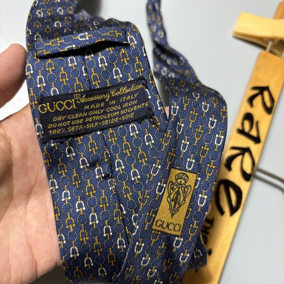 RARE! GUCCI CHAIN LINK PATTERN SILK LUXURY CASUAL NECKTIE (Category: Ties) located in Manila. Submitted by japan.collections (Listing ID 1448056014, Image 2). Description: RARE! GUCCI CHAIN LINK PATTERN SILK LUXURY CASUAL NECKTIE.