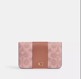 (Category: ) located in . Submitted by psauthenticbags (Listing ID 1448052755, Image 1). Description: .
