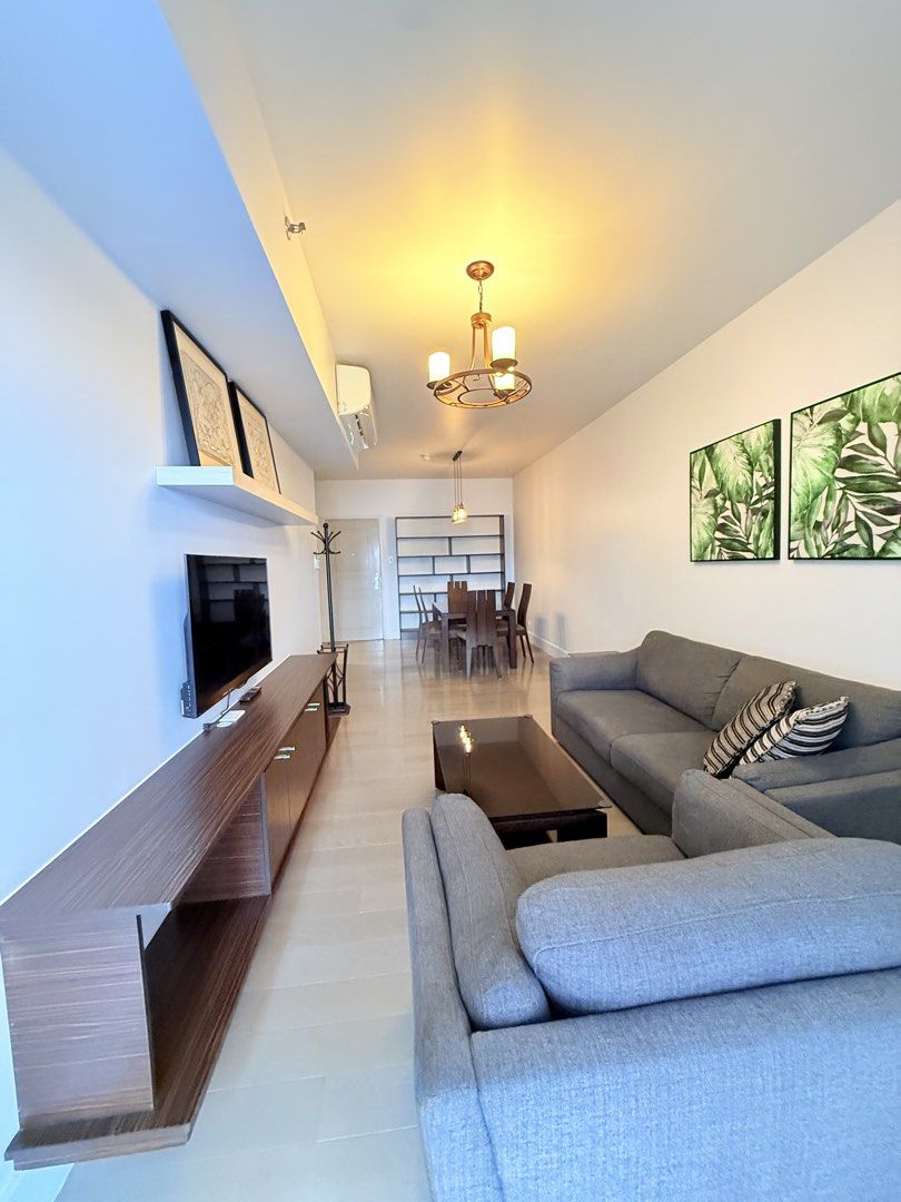 Rockwell 1BR (Category: Apartments & Condos) located in Manila. Submitted by bossprimeproperties (Listing ID 1448017382, Image 3). Description: LincoIn Tower Rockwell 1BR Fully furnished 64sqm. 1 parking slot Pet friendly 24th floor ₱80K Negotiable.