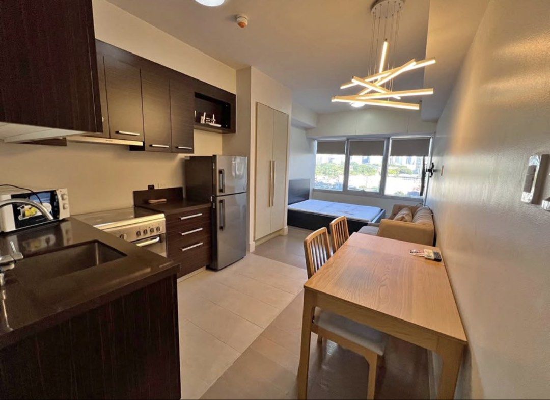 Rockwell Studio (Category: Apartments & Condos) located in Manila. Submitted by bossprimeproperties (Listing ID 1448020268, Image 1). Description: 8th Floor 32sqm Fully Furnished Inclusive of Association Dues and Parking .