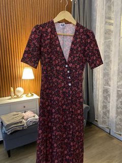 (Category: ) located in . Submitted by appleseedcloset (Listing ID 1447918510, Image 1). Description: .