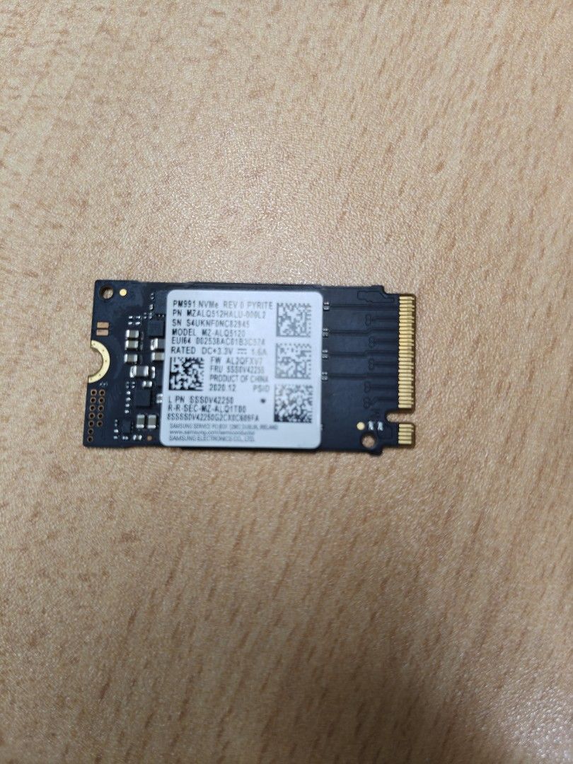 Samsung 512 GB NVMe M.2 SSD