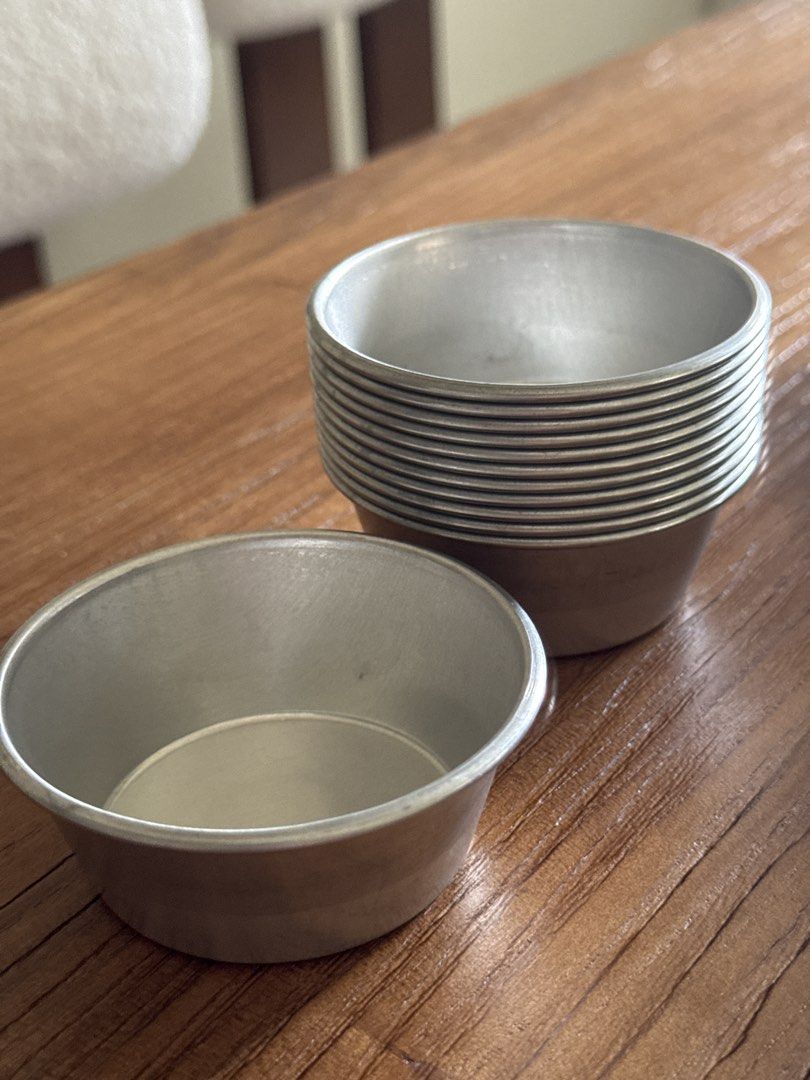 Set of 10 Aluminum Round Baking Molds